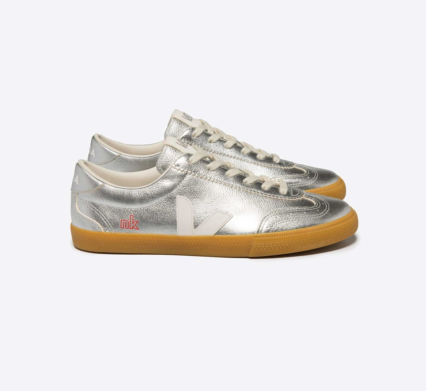 Tênis Feminino Volley Couro Veja X Nk Silver Branco VEJA - VERT