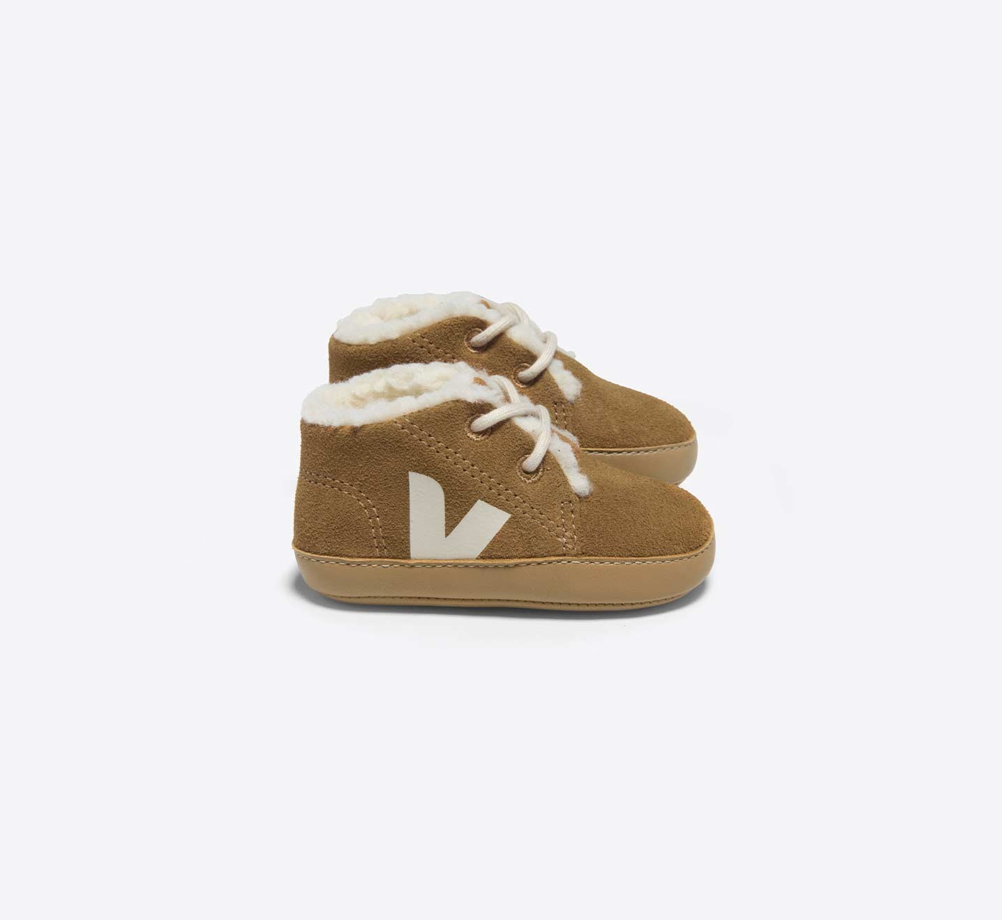 BABY FURED SUEDE CAMEL PIERRE LATERAL